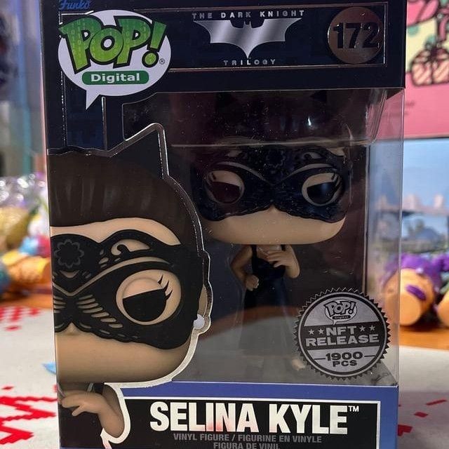 Funko - Selina Kyle The Dark Knight Legendary